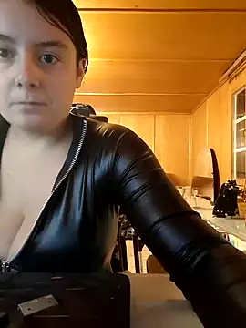 YoungLiisaxx online show from 24, 9, 2025