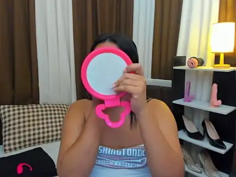 TsUncutKaren online show from 18, 10, 2025