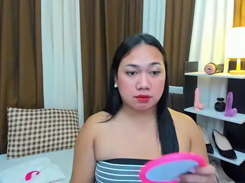 TsUncutKaren online show from 23, 10, 2025