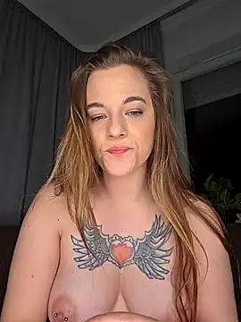 Luna Lynn online show from 13, 3, 2026