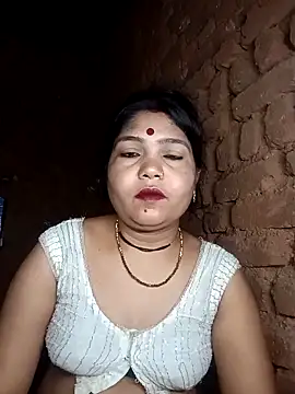 Snapshot of Priya_tyagi chatting on 19, 9, 2025 Priya tyagi online show from 19, 9, 2025