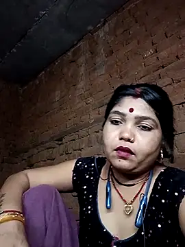 Snapshot of Priya_tyagi chatting on 2, 10, 2025 Priya tyagi online show from 2, 10, 2025