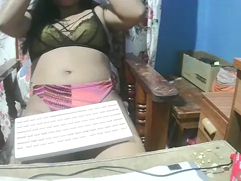 Squirter Pussy89 online show from 3, 11, 2025