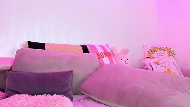 RileyNox online show from 15, 4, 2026