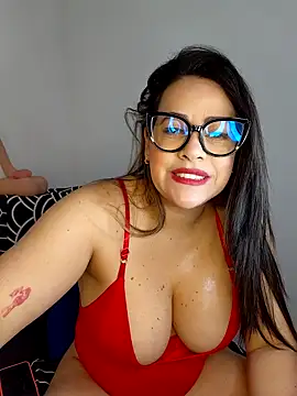 Nicoleefaith  online show from 13, 9, 2025