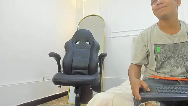 charlotte dante212 online show from 8, 2, 2026