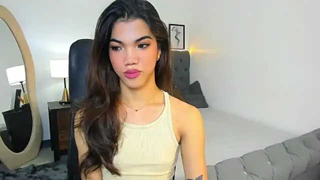 CassieSommereux online show from 16, 10, 2025