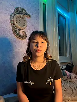 YumiLux online show from 9, 10, 2025