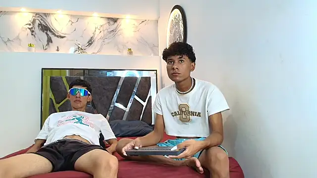 LONDON BOYS1 online show from 1, 11, 2025