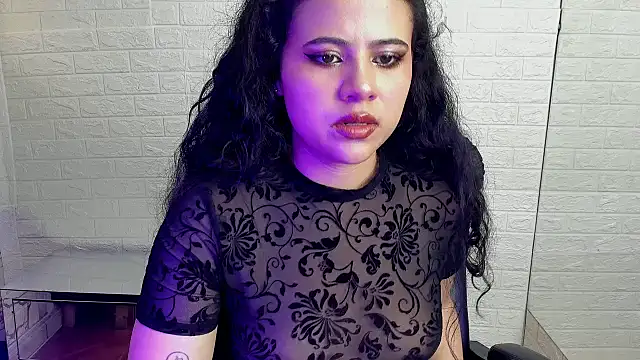 Snapshot of Dafne_Cleo chatting on 19, 9, 2025 Dafne Cleo online show from 19, 9, 2025