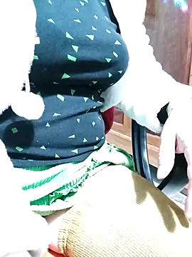 Snapshot of Tasu774 chatting on 24, 10, 2025 Tasu774 online show from 24, 10, 2025