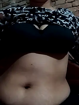 Snapshot of Cute_Pagli chatting on 14, 11, 2025 Cute Pagli online show from 14, 11, 2025