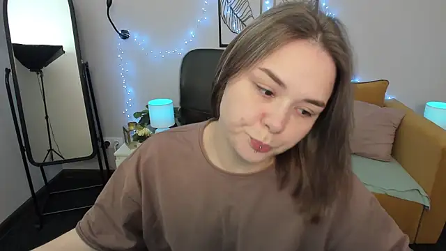 Snapshot of Sophi_gi chatting on 13, 9, 2025 Sophi gi online show from 13, 9, 2025