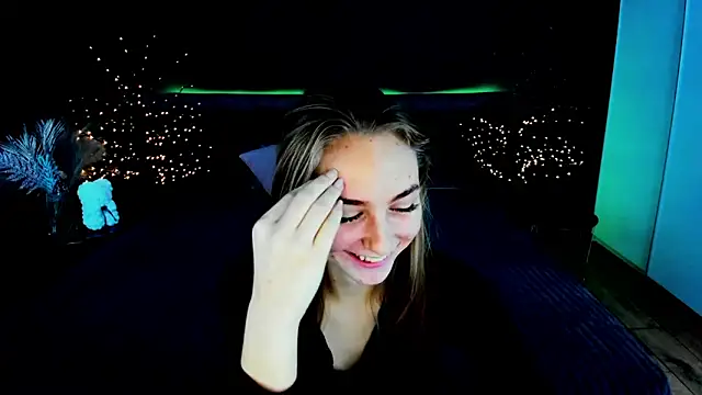 MilaAddams online show from 10, 10, 2025