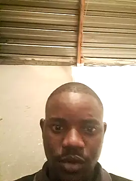 Snapshot of KwaneleK1 chatting on 2, 10, 2025 KwaneleK1 online show from 2, 10, 2025