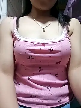 LucyyLy online show from 4, 3, 2026