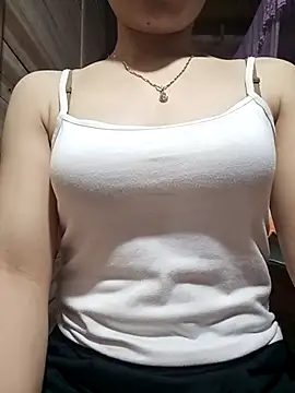 LucyyLy online show from 16, 4, 2026