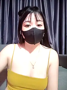 Snapshot of ChunkyLy chatting on 4, 10, 2025 ChunkyLy online show from 4, 10, 2025