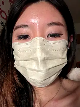 Lulu125216 online show from 20, 11, 2025