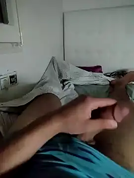 Yazaza1999 online show from 18, 9, 2025