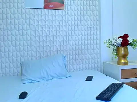 LuigiMarchetti online show from 12, 10, 2025