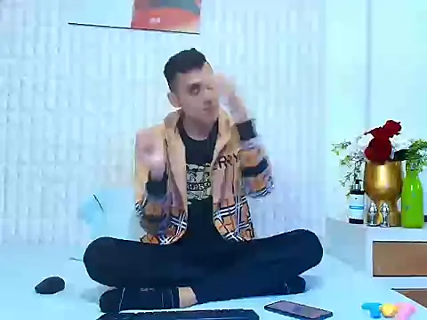 LuigiMarchetti online show from 20, 10, 2025