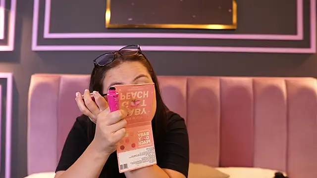 Tayler Kim online show from 19, 12, 2025