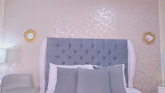 Snapshot of ZoeWilliis chatting on 23, 5, 2026 ZoeWilliis online show from 23, 5, 2026
