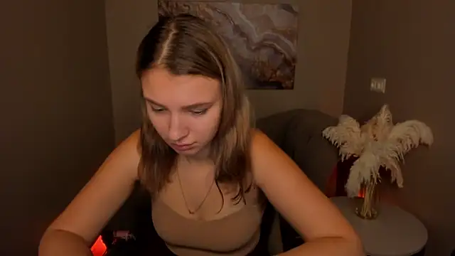 MilinaMorris online show from 24, 9, 2025