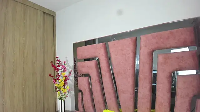 MaraKarly online show from 23, 12, 2025