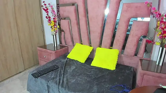 MaraKarly online show from 9, 2, 2026