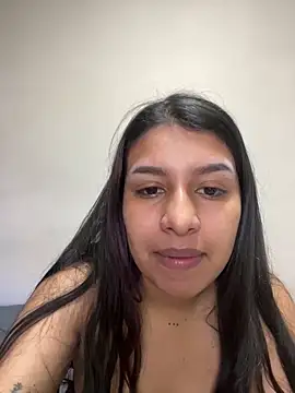  Chloe Smith online show from 1, 11, 2025