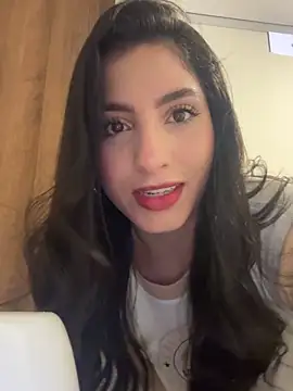 Alicia vellami online show from 9, 10, 2025