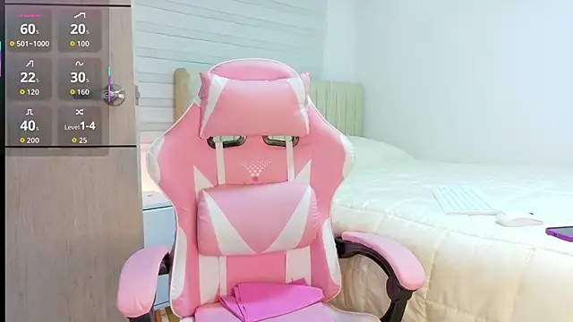 Nicolblossom1 online show from 9, 10, 2025