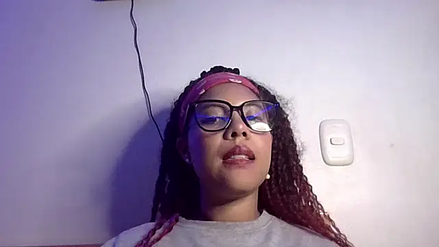 Snapshot of gigi1326 chatting on 17, 7, 2026 gigi1326 online show from 17, 7, 2026