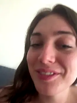 Petitbiscuit2B0 online show from 3, 11, 2025