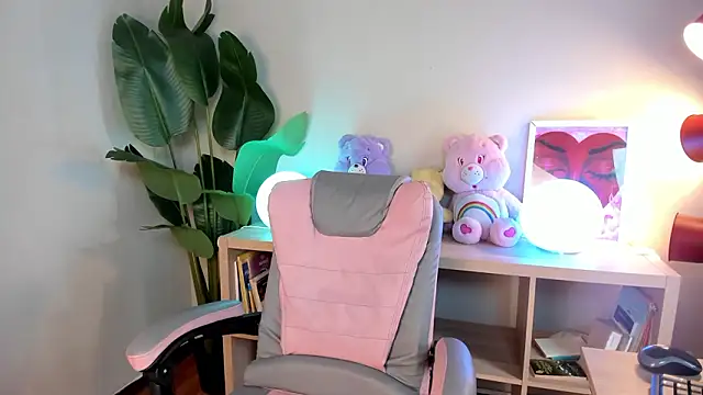 Mystic blue online show from 13, 3, 2026