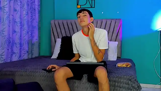 Maikol Ortiz online show from 28, 2, 2026