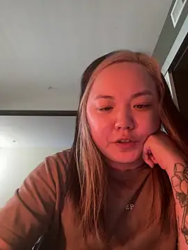 Snapshot of violet_lin chatting on 14, 4, 2026 violet lin online show from 14, 4, 2026