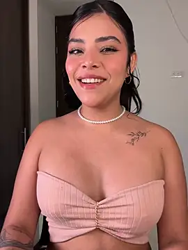 Snapshot of Sara-Evans chatting on 5, 2, 2026 Sara-Evans online show from 5, 2, 2026