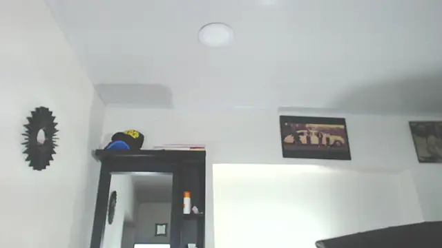 Vicky hotmilf online show from 25, 9, 2025