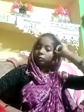 Snapshot of Hema4545 chatting on 8, 9, 2025 Hema4545 online show from 8, 9, 2025