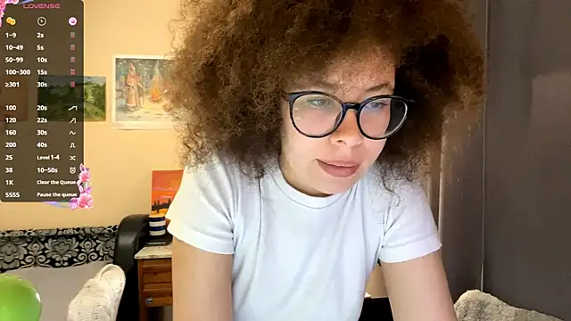 Snapshot of CarollNino chatting on 17, 9, 2025 CarollNino online show from 17, 9, 2025