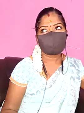 Snapshot of tamilammukuttyy chatting on 16, 9, 2025 tamilammukuttyy online show from 16, 9, 2025