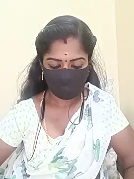 Snapshot of tamilammukuttyy chatting on 19, 6, 2026 tamilammukuttyy online show from 19, 6, 2026