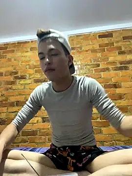 Snapshot of Thiago_blsd chatting on 15, 10, 2025 Thiago blsd online show from 15, 10, 2025