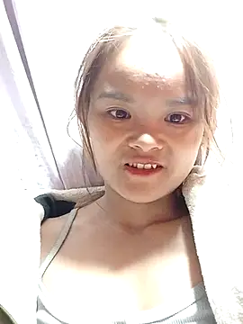 xinhxinhcute online show from 2, 12, 2025