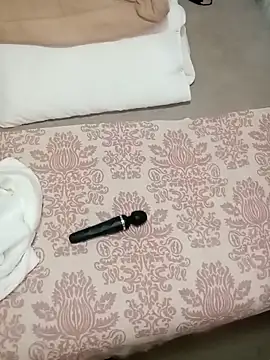 Creamy Chocolatex online show from 28, 11, 2025