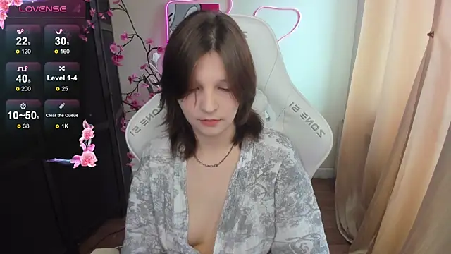 AudreyyKim online show from 19, 4, 2026