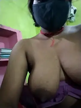 Bebo Sweety143 online show from 5, 10, 2025